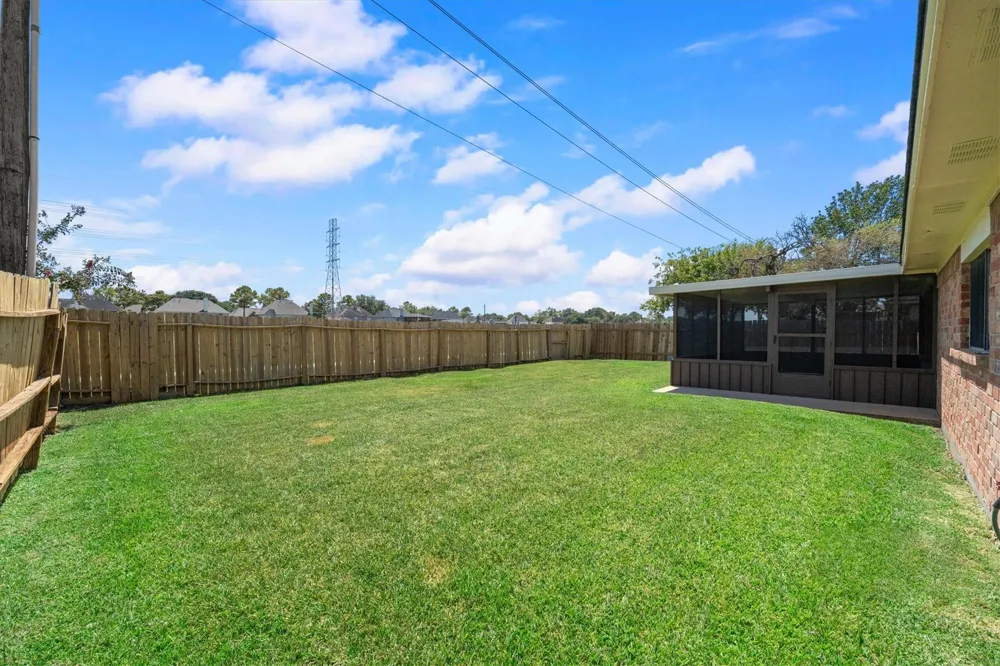 14219 Swanfield Drive Houston, TX 77083