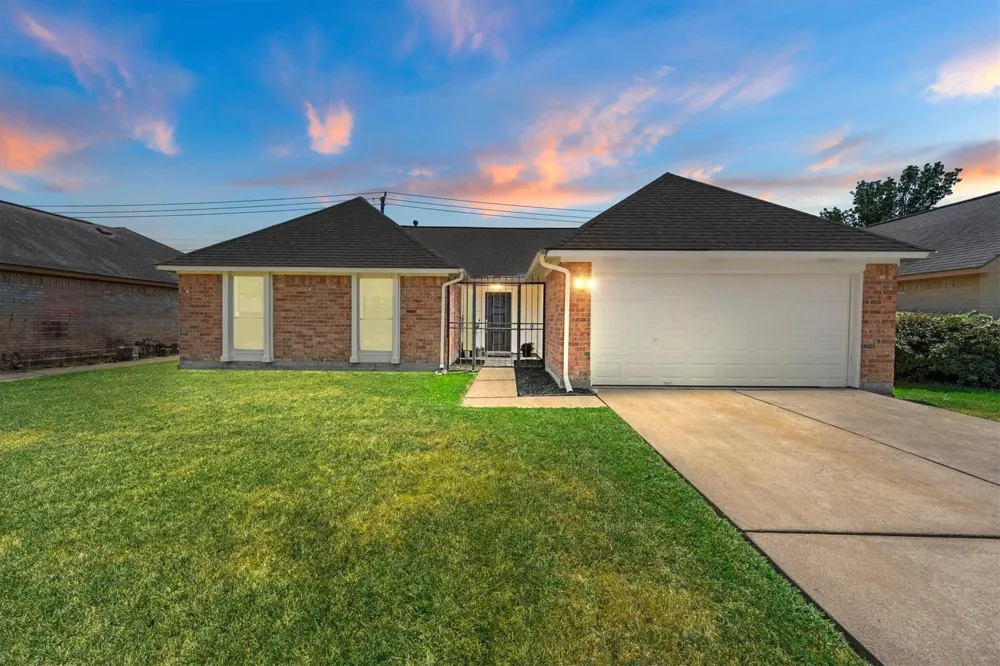 14219 Swanfield Drive Houston, TX 77083