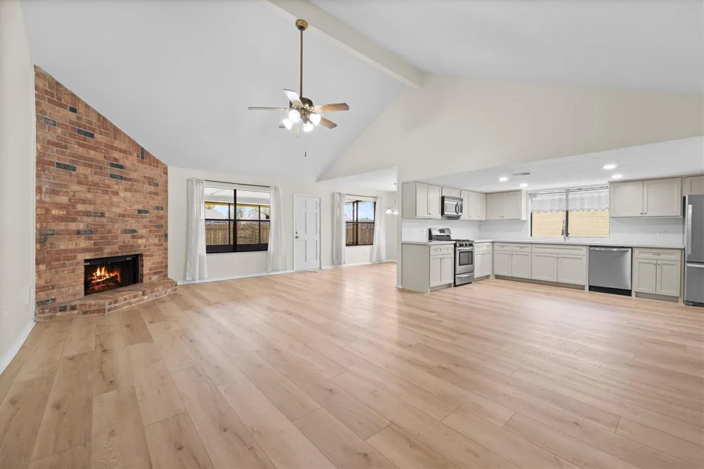 14219 Swanfield Drive Houston, TX 77083