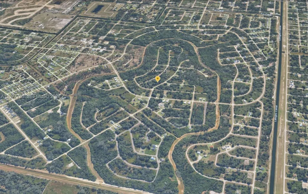1872 Norma Ct Lehigh Acres, FL 33972