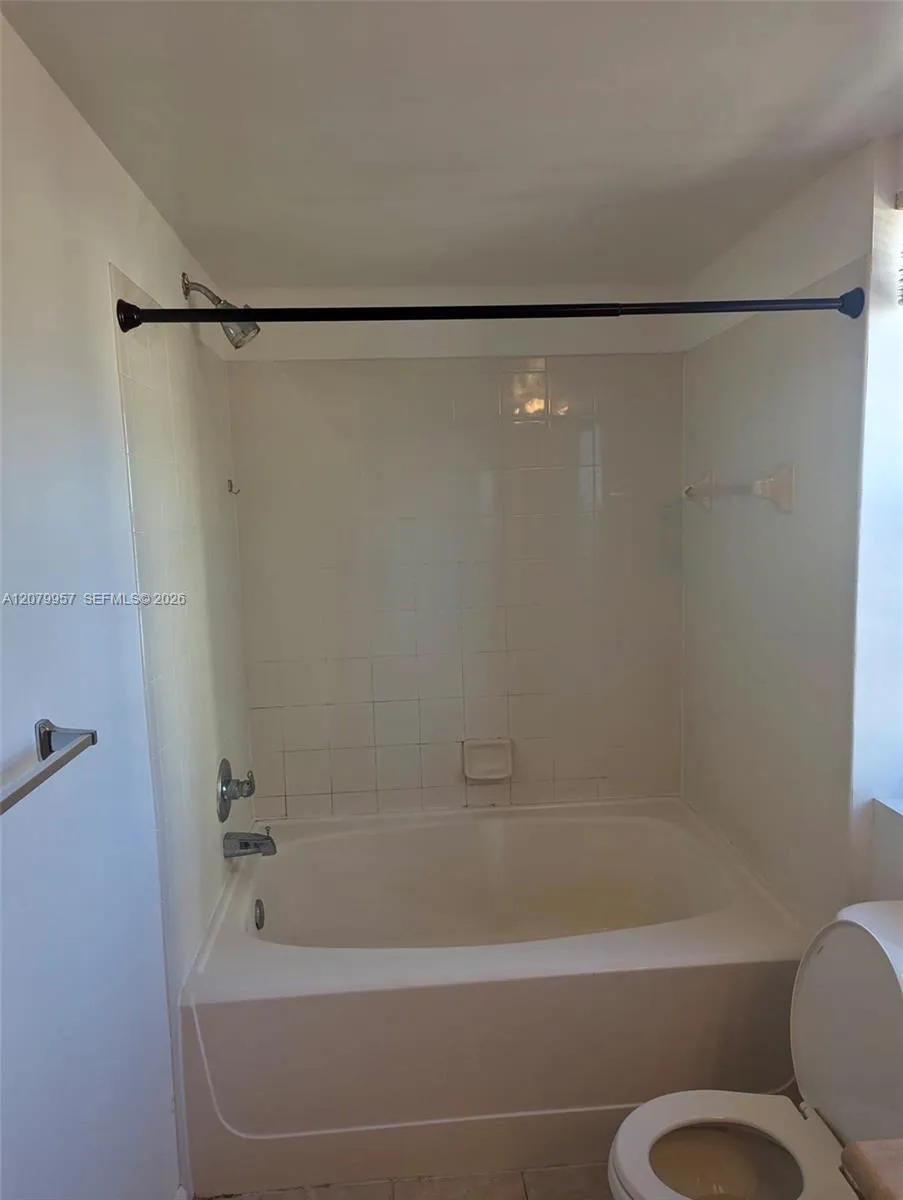 1919 Van Buren St #721A Hollywood, FL 33020