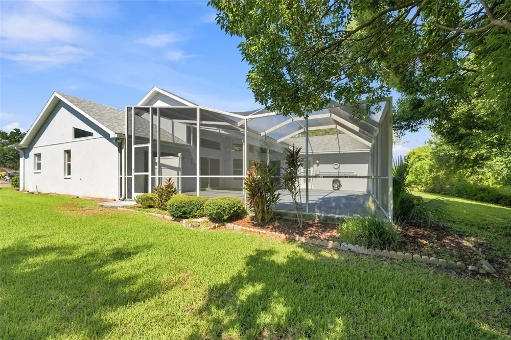 9423 SUMMERBREEZE TERRACE New Port Richey, FL 34655