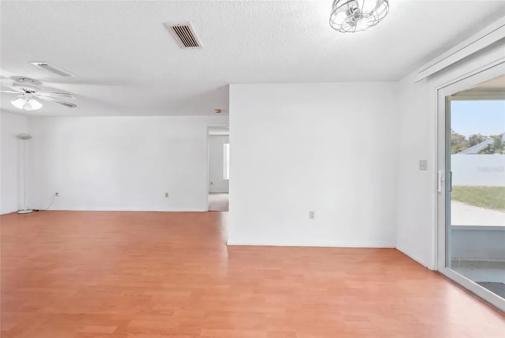 3403 68TH STREET W Bradenton, FL 34209