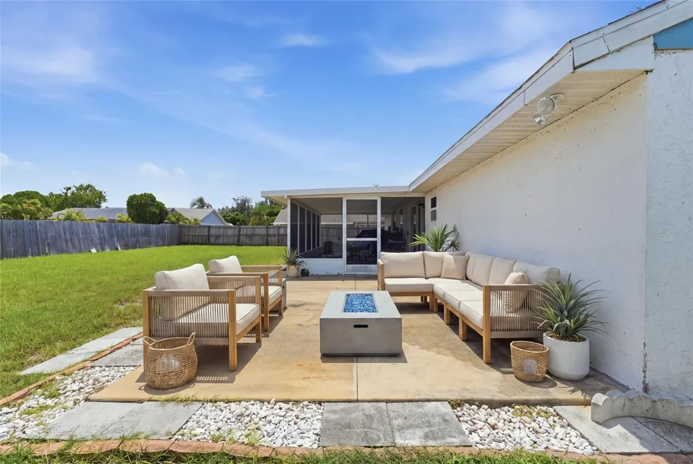 3403 68TH STREET W Bradenton, FL 34209