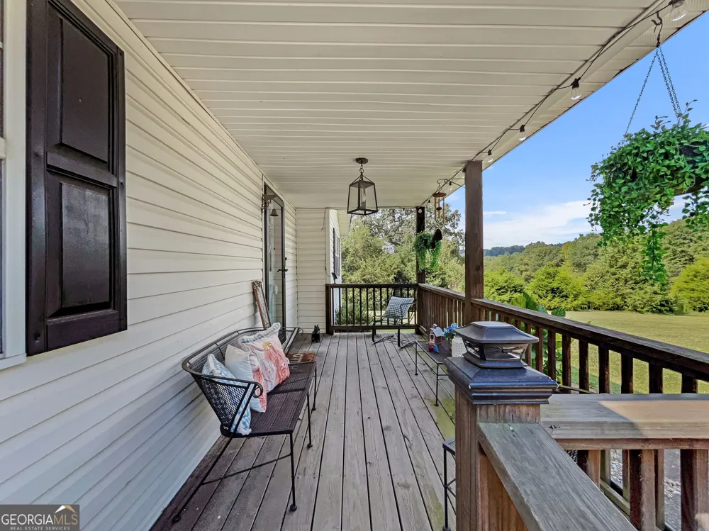 680 Hunters Creek RD Toccoa, GA 30577