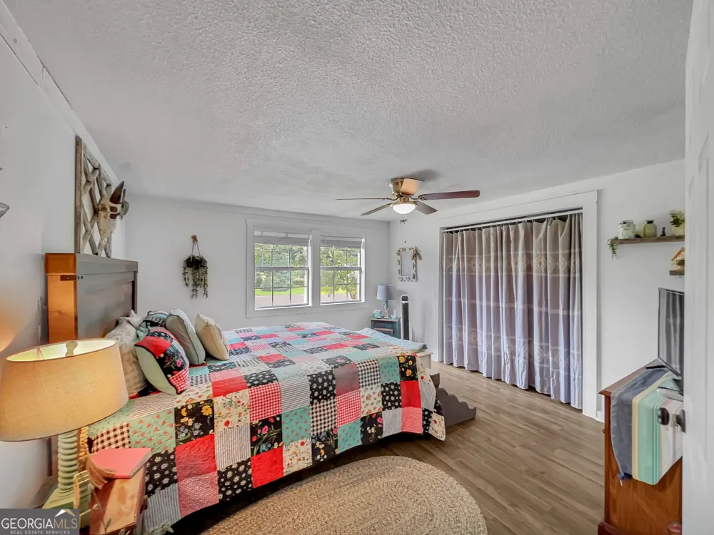 680 Hunters Creek RD Toccoa, GA 30577