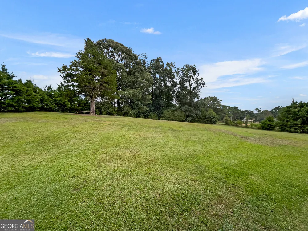 680 Hunters Creek RD Toccoa, GA 30577