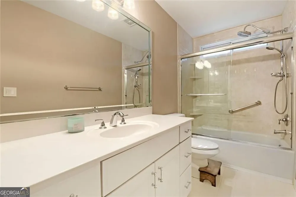 128 Monterey DR Peachtree City, GA 30269