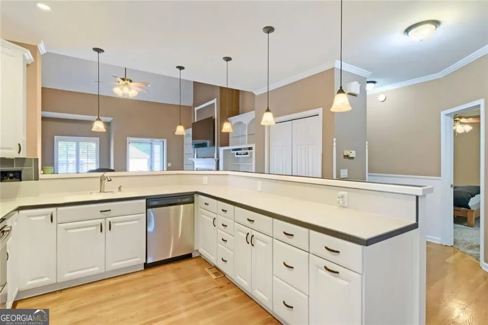 128 Monterey DR Peachtree City, GA 30269