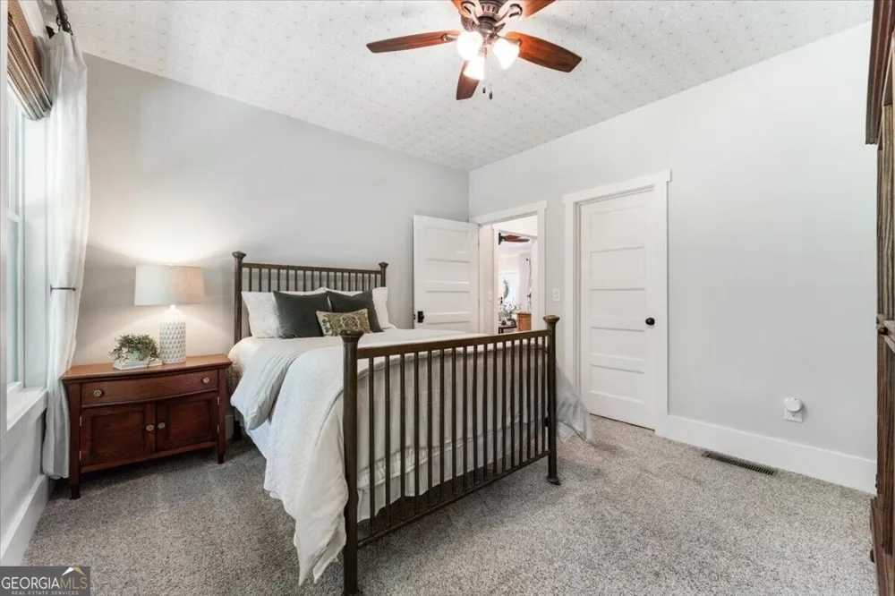 889 Freehome RD Canton, GA 30115