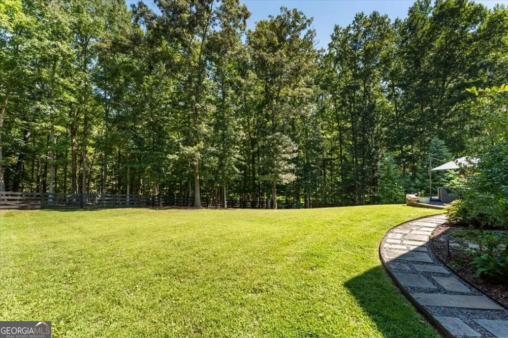889 Freehome RD Canton, GA 30115