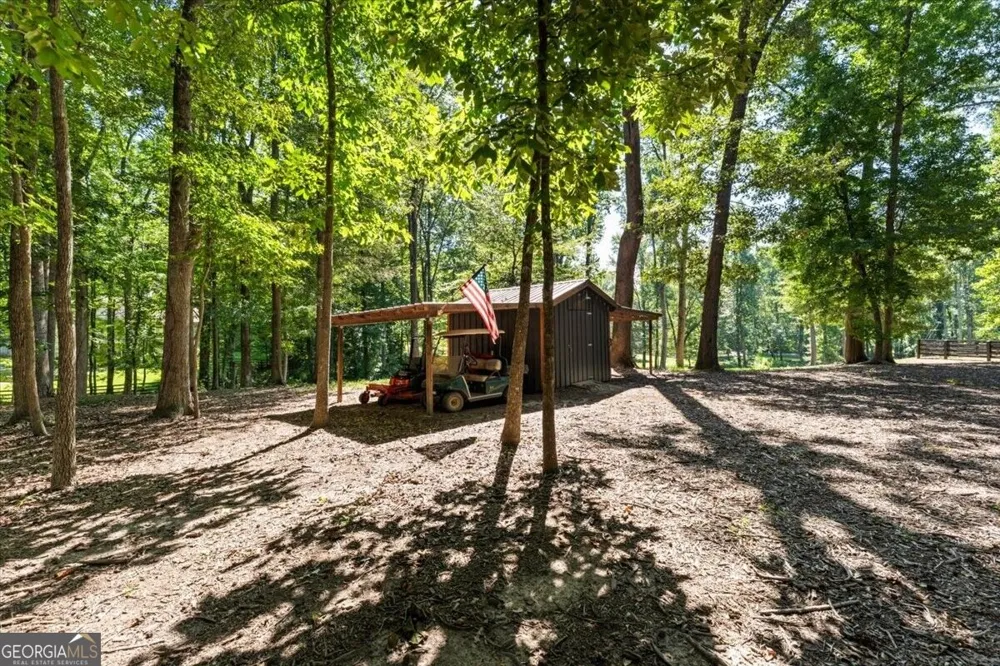 889 Freehome RD Canton, GA 30115