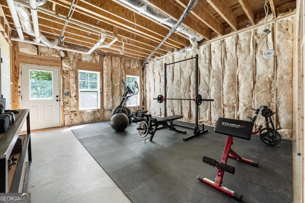 889 Freehome RD Canton, GA 30115