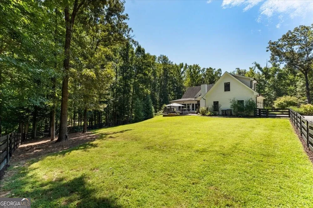 889 Freehome RD Canton, GA 30115