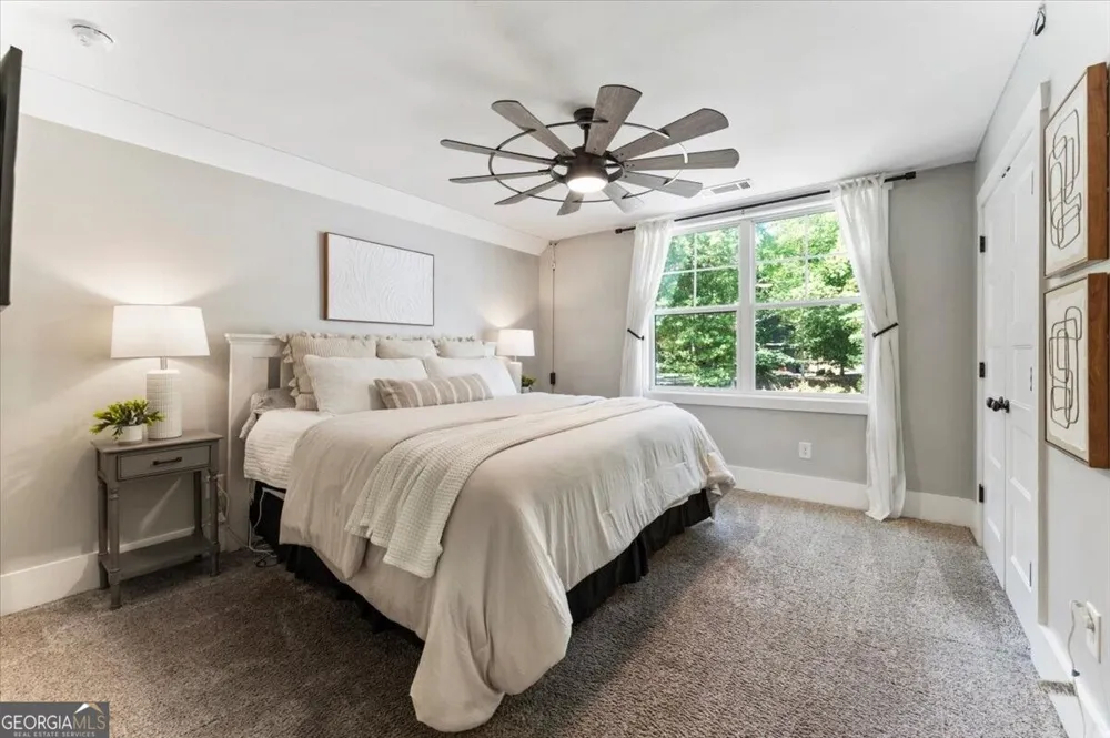 889 Freehome RD Canton, GA 30115
