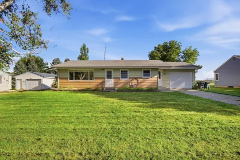 261 Dupont Avenue NE