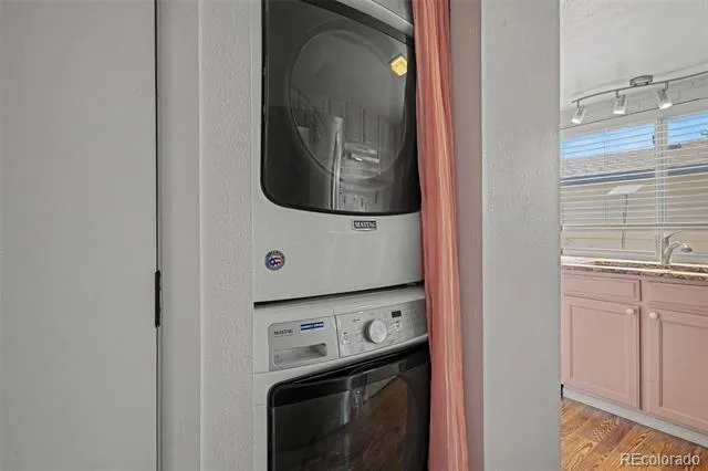 16036 E Ithaca Place #B Aurora, CO 80013