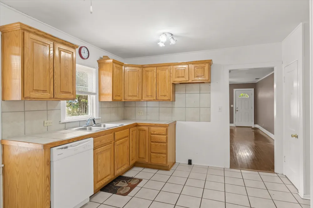 909 Naid Street Grand Saline, TX 75140