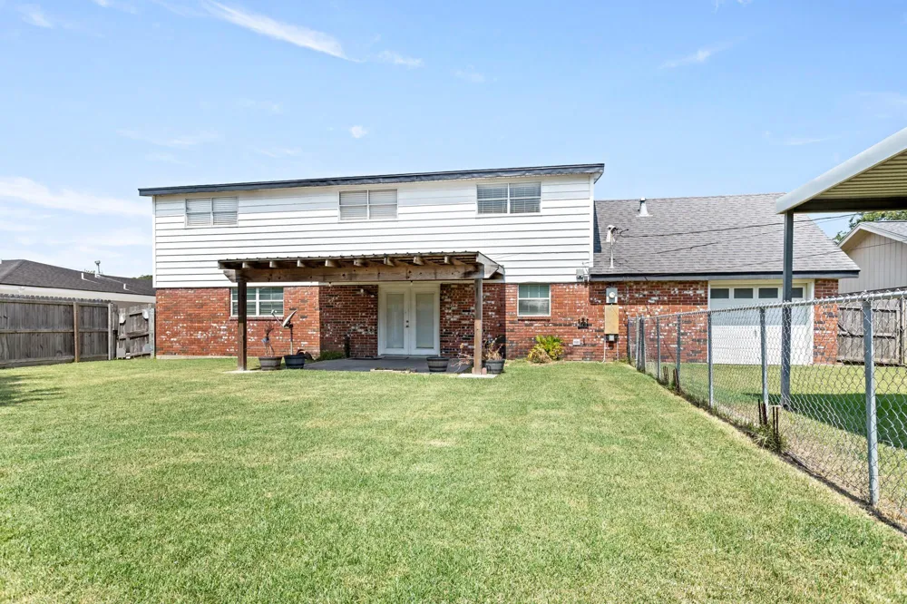 2707 Memphis Avenue Nederland, TX 77627