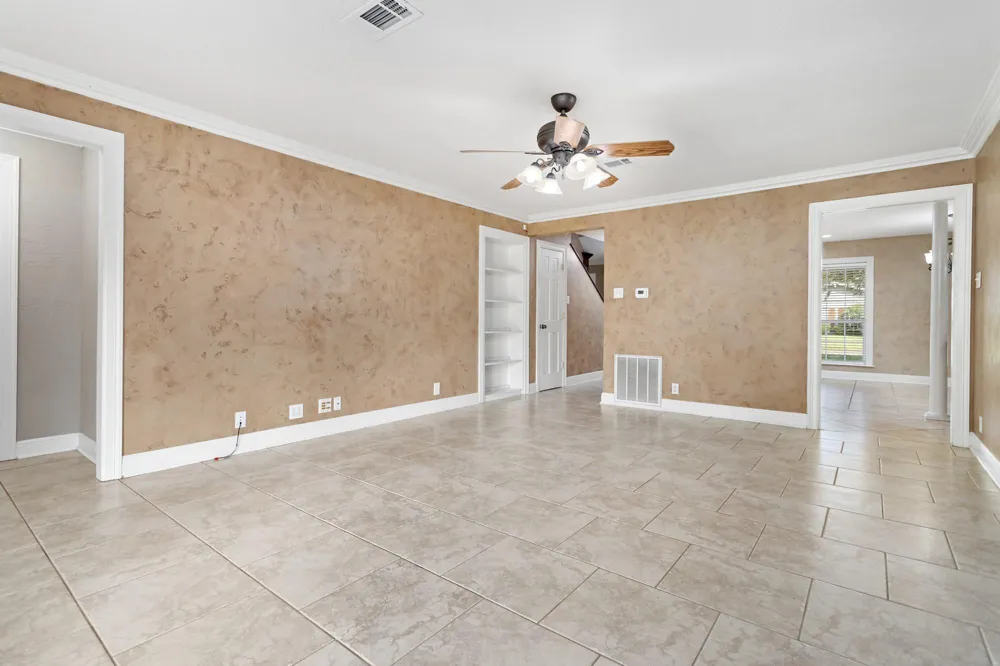 2707 Memphis Avenue Nederland, TX 77627