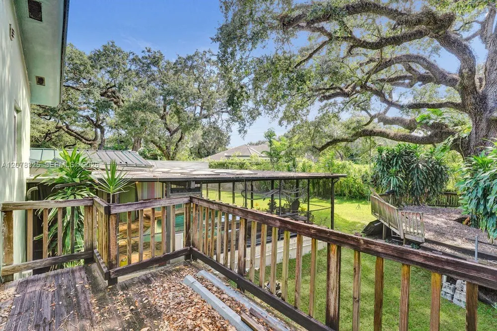 5500 Woodland LN Dania Beach, FL 33312