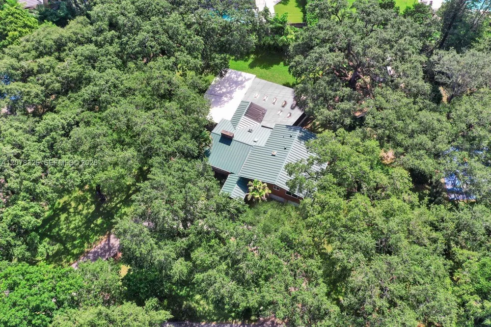 5500 Woodland LN Dania Beach, FL 33312