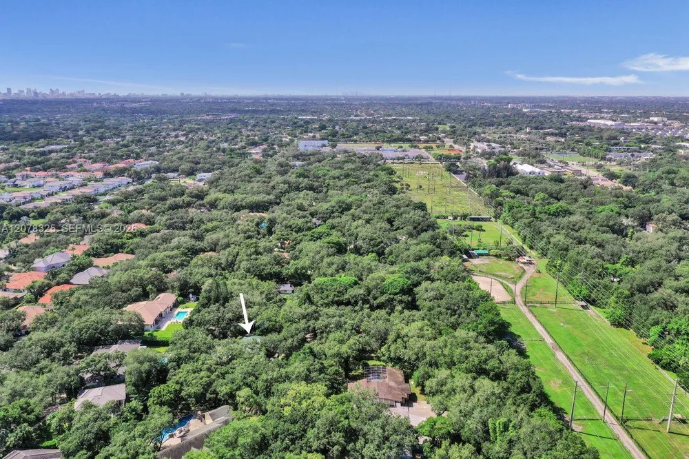5500 Woodland LN Dania Beach, FL 33312