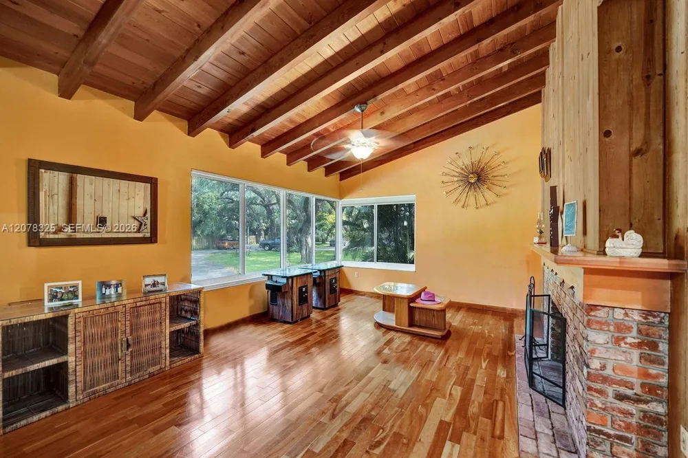 5500 Woodland LN Dania Beach, FL 33312