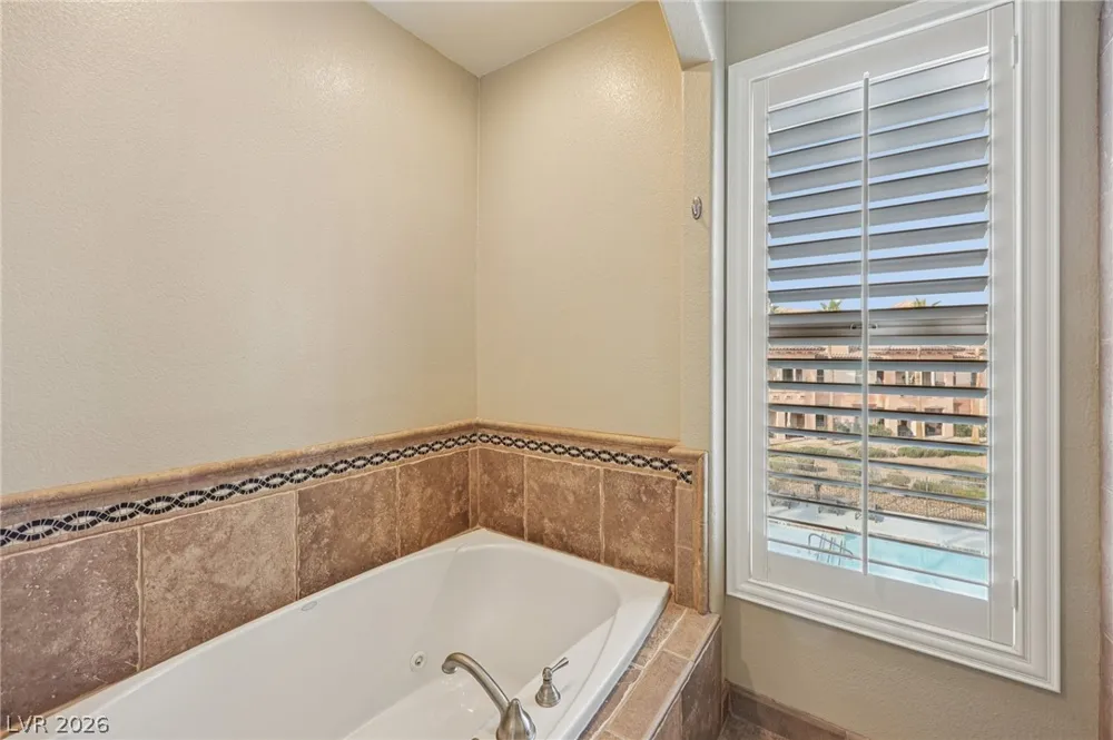 10 Via Vasari #104 Henderson, NV 89011
