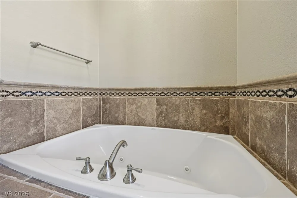 10 Via Vasari #104 Henderson, NV 89011