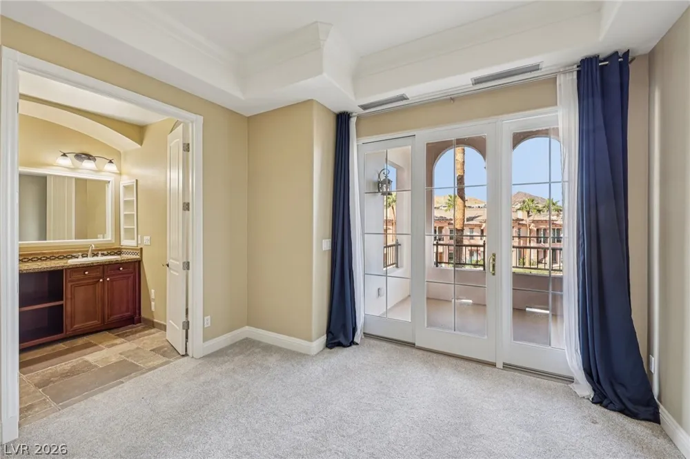 10 Via Vasari #104 Henderson, NV 89011