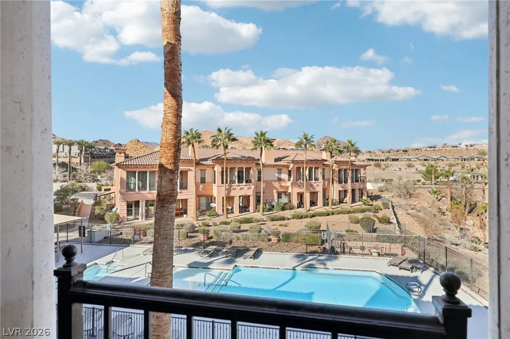 10 Via Vasari #104 Henderson, NV 89011