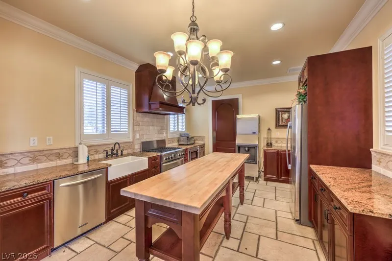 10 Via Vasari #104 Henderson, NV 89011