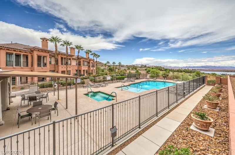 10 Via Vasari #104 Henderson, NV 89011