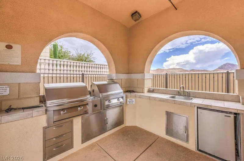 10 Via Vasari #104 Henderson, NV 89011
