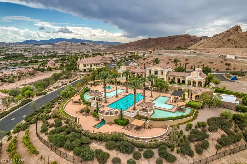 10 Via Vasari #104 Henderson, NV 89011