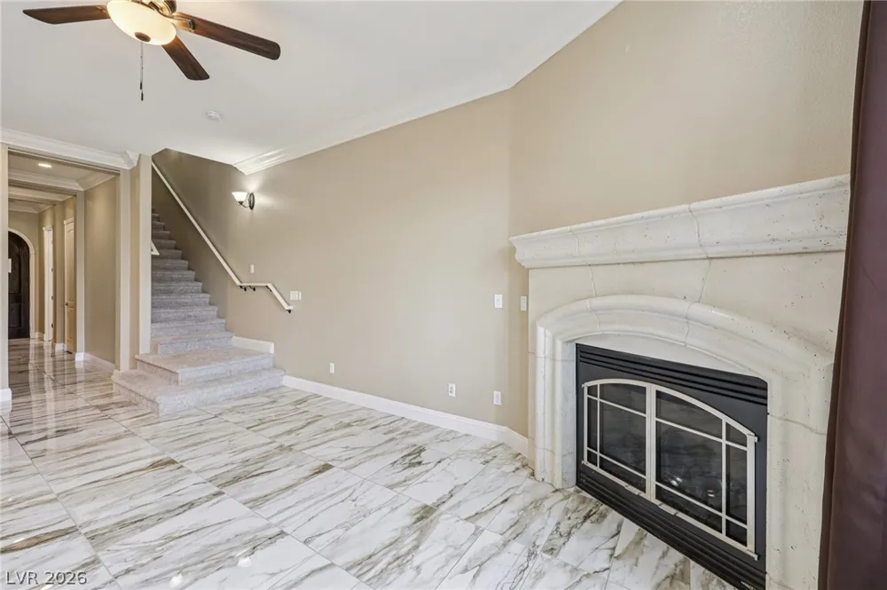 10 Via Vasari #104 Henderson, NV 89011