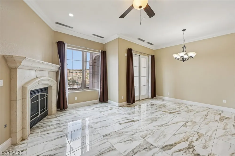 10 Via Vasari #104 Henderson, NV 89011