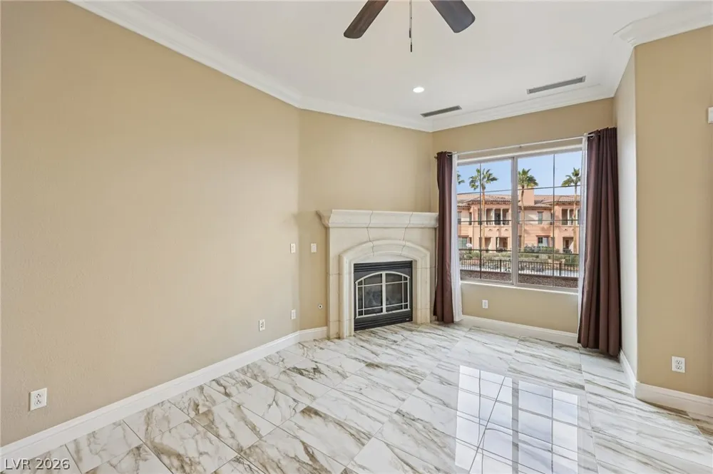 10 Via Vasari #104 Henderson, NV 89011