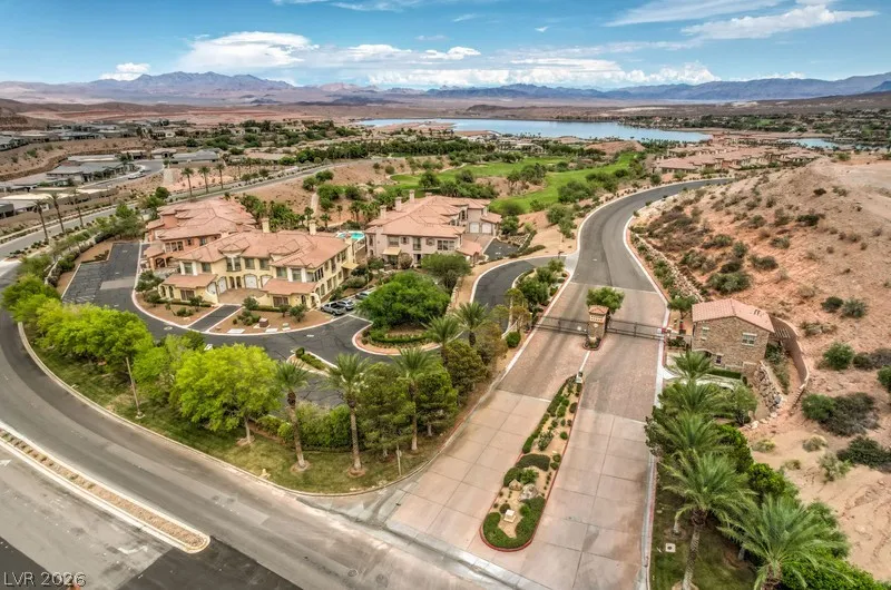 10 Via Vasari #104 Henderson, NV 89011