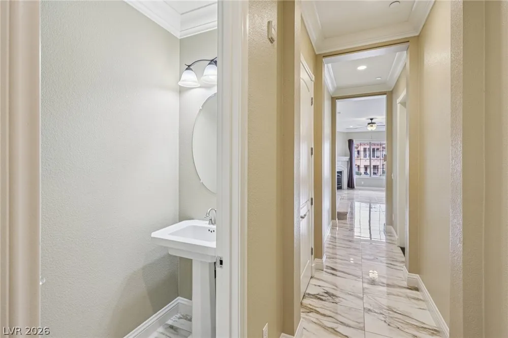 10 Via Vasari #104 Henderson, NV 89011