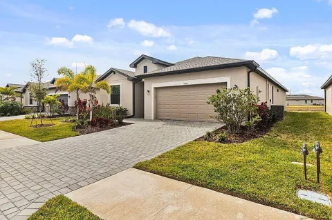 1505 SADDLEWOOD CIRCLE