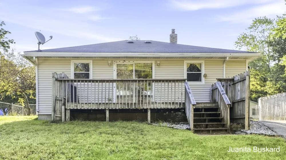 3449 Taft Avenue SW Wyoming, MI 49519