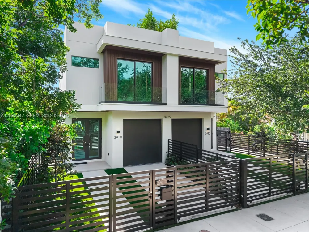 3910 NW 3rd Ave Miami, FL 33127