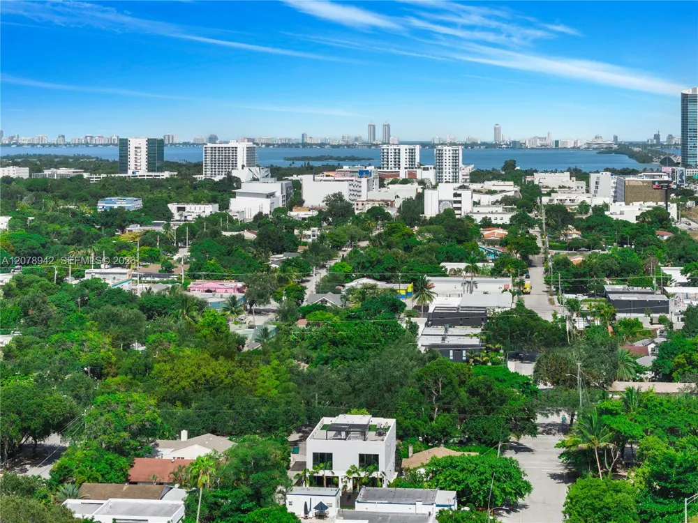 3910 NW 3rd Ave Miami, FL 33127