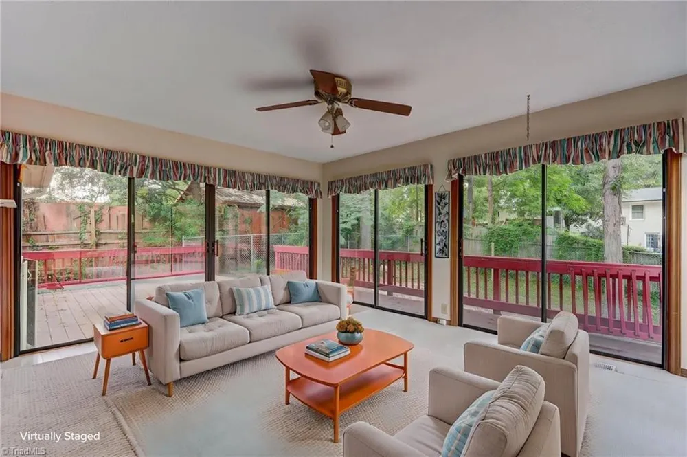 1823 Woodhue Drive Burlington, NC 27215