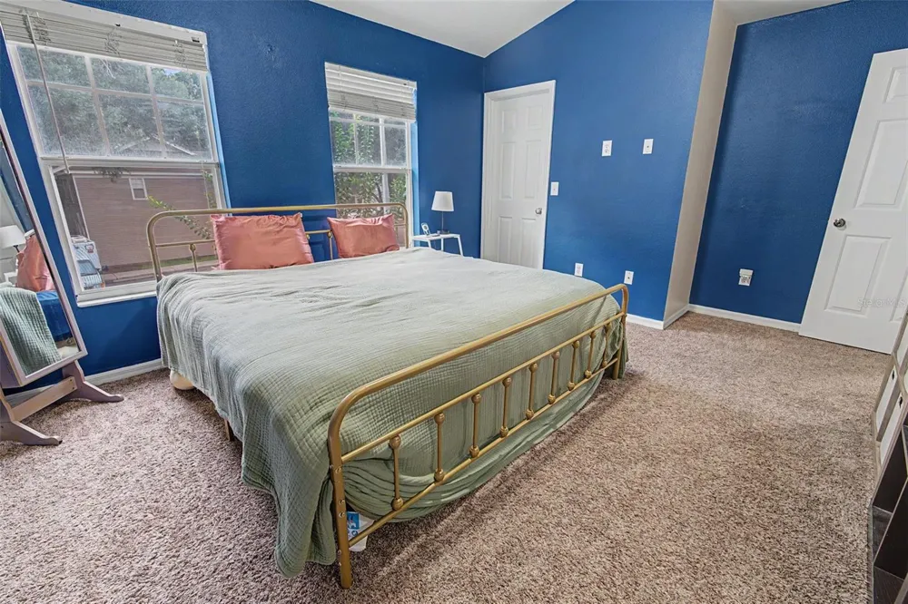 2214 GOLDEN OAK LANE Valrico, FL 33594