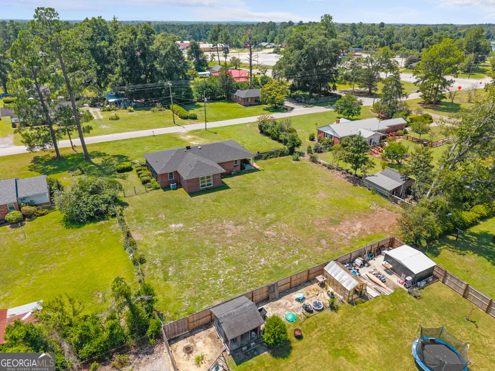 225 Virginia AVE Millen, GA 30442