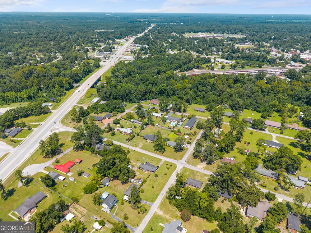 225 Virginia AVE Millen, GA 30442