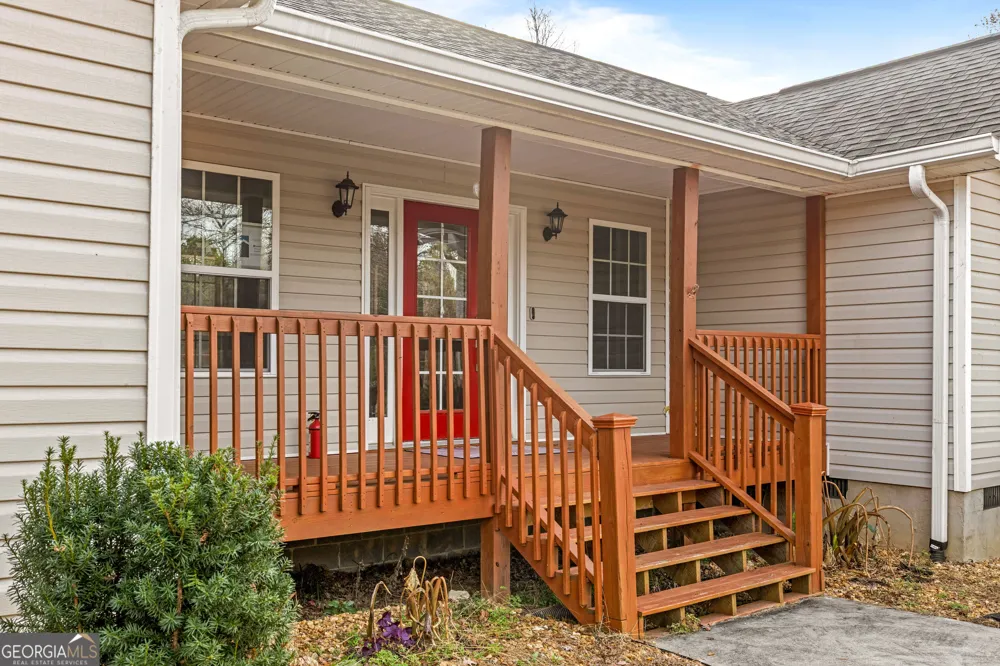 132 Katie LN Chatsworth, GA 30705